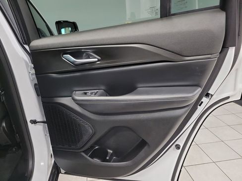 Used 2023 Jeep Grand Cherokee Altitude image 20