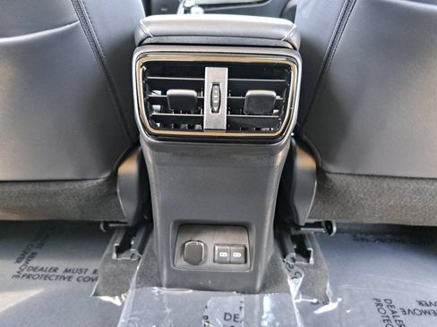 Used 2022 Lexus NX 350h AWD image 12