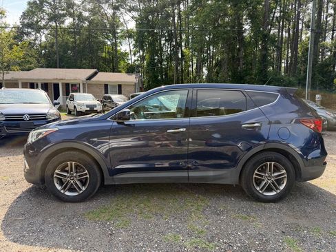 Used 2018 Hyundai Santa Fe Sport FWD image 4