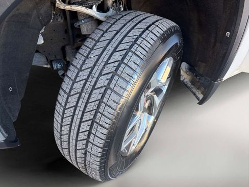 Used 2024 GMC Sierra 1500 SLT w/ SLT Convenience Package image 10