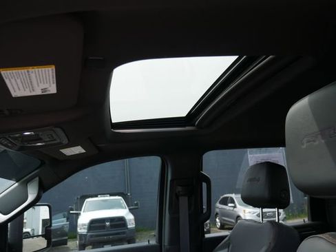 Used 2025 GMC Sierra 2500 AT4 w/ AT4 Premium Plus Package AWD/4WD image 3