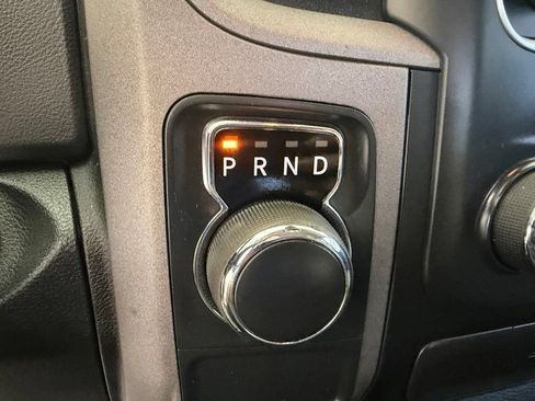 Used 2017 RAM 1500 Express w/ Express Value Package RWD image 9