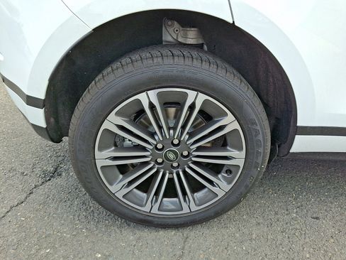 Used 2026 Land Rover Range Rover Evoque S AWD/4WD image 11