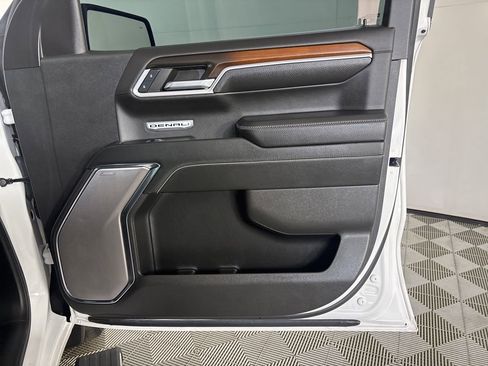 Used 2024 GMC Sierra 1500 Denali w/ Technology Package image 29