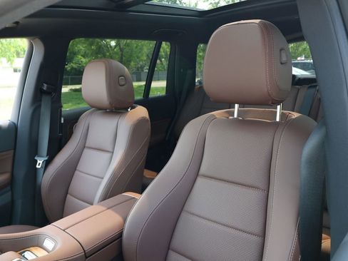 New 2025 Mercedes-Benz GLS 450 4MATIC image 9