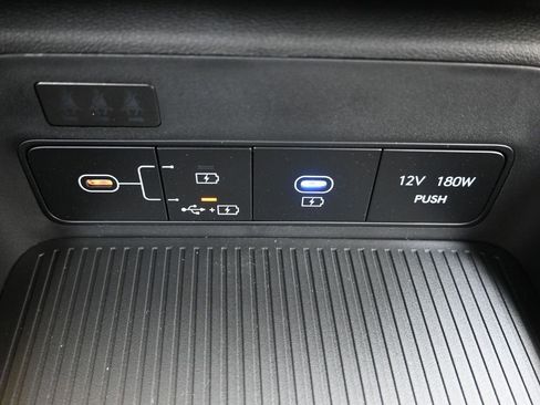 Certified 2025 Hyundai Kona SEL AWD/4WD image 31