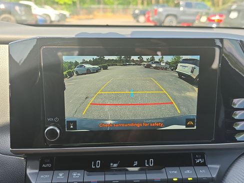 Certified 2025 Toyota Camry SE FWD image 22