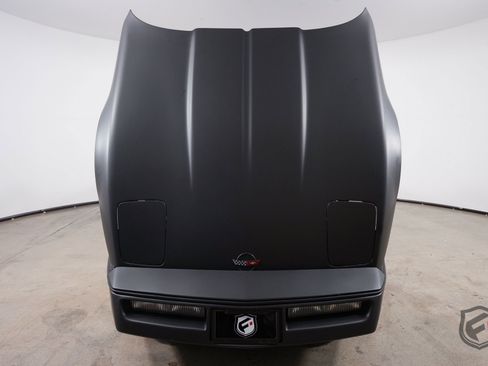 Used 1987 Chevrolet Corvette 2dr Convertible image 35