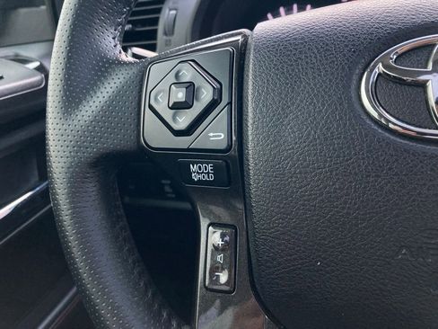 Used 2019 Toyota 4Runner TRD Off-Road Premium AWD/4WD image 15