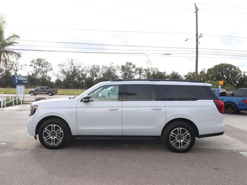 Certified 2025 Ford Expedition Max Active image 7