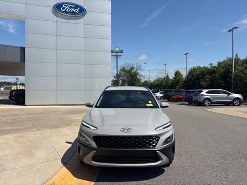 Used 2023 Hyundai Kona SEL AWD/4WD image 8