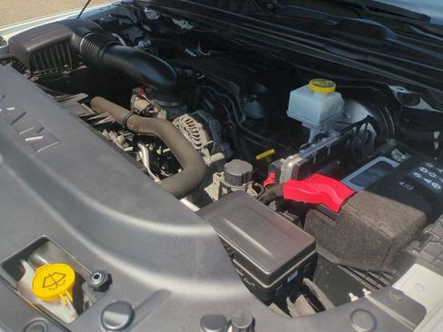 Used 2022 RAM 1500 Big Horn AWD/4WD image 32