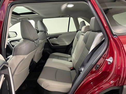 Used 2025 Toyota RAV4 XLE Premium image 25