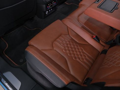 Used 2023 Lamborghini Urus S AWD/4WD image 14