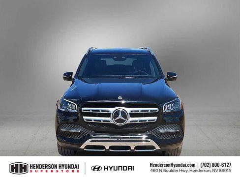 Used 2022 Mercedes-Benz GLS 450 4MATIC image 3