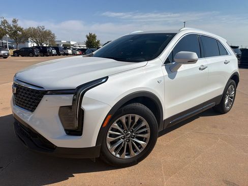 Used 2024 Cadillac XT4 Premium Luxury w/ Technology Package AWD/4WD image 1