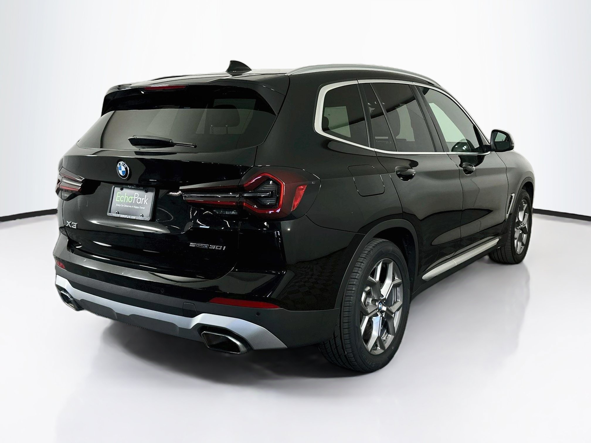 Used 2024 BMW X3 sDrive30i w/ Premium Package RWD image 9