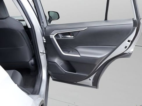 Certified 2024 Toyota RAV4 XLE AWD/4WD image 18