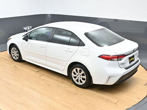 Used 2024 Toyota Corolla LE FWD image 39