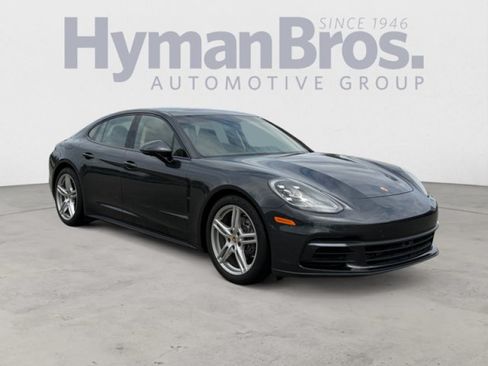 Used 2019 Porsche Panamera image 1
