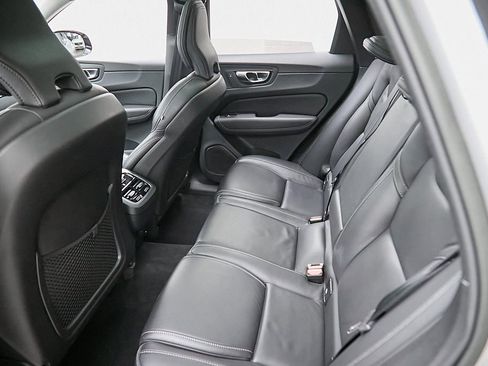 Used 2023 Volvo XC60 B6 Ultimate w/ Protection Package Premier image 20