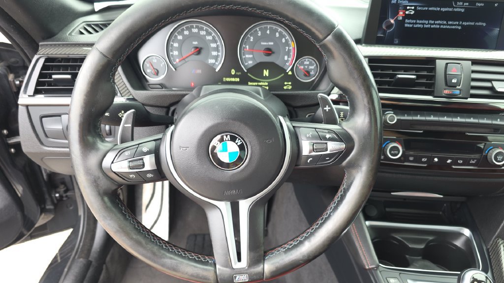 Used 2015 BMW M4 Convertible RWD image 15