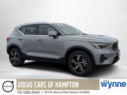 New 2025 Volvo XC40 B5 Core w/ Protection Package Premier