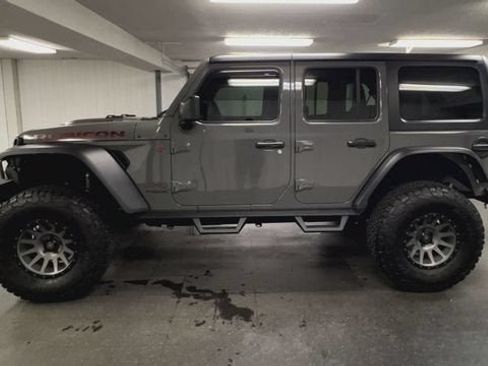 Used 2020 Jeep Wrangler Unlimited Rubicon w/ LED Lighting Group AWD/4WD image 5