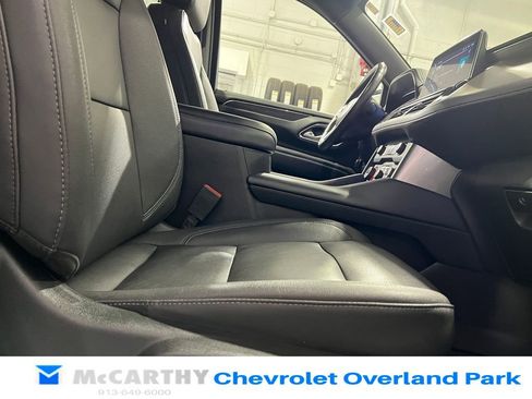 Used 2023 Chevrolet Tahoe Z71 w/ Luxury Package image 38