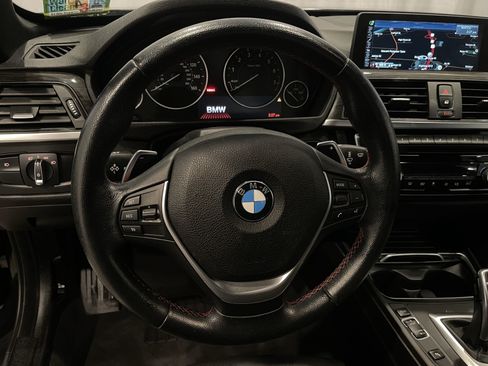 Used 2016 BMW 428i xDrive Convertible AWD/4WD image 19