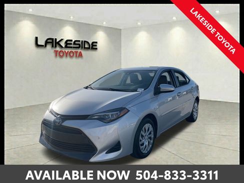 Used 2018 Toyota Corolla LE FWD image 1