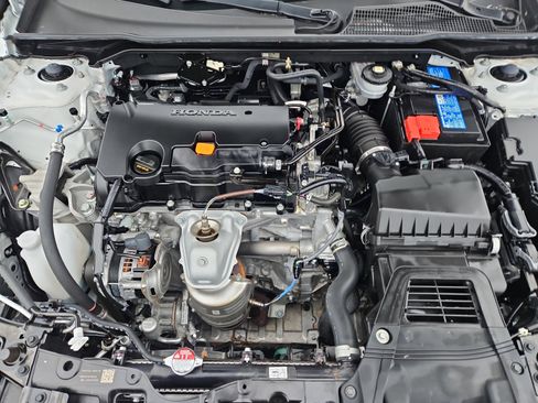 Used 2023 Honda Civic Sport image 29