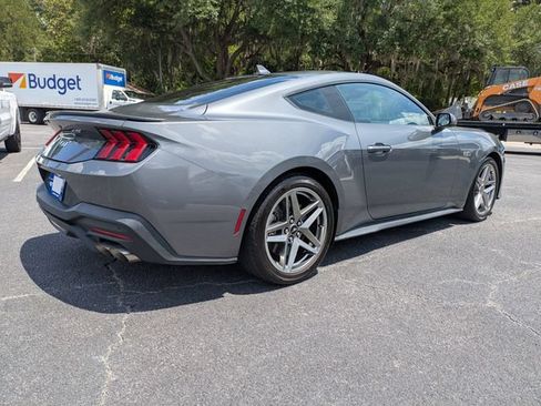 Used 2024 Ford Mustang GT Premium RWD image 4