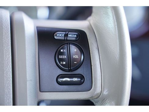 Used 2010 Ford F350 Lariat image 26