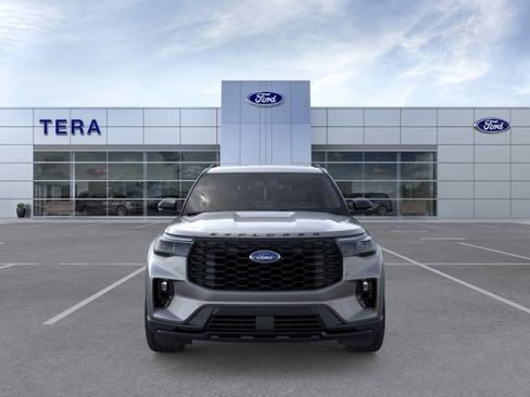 New 2026 Ford Explorer ST-Line image 6