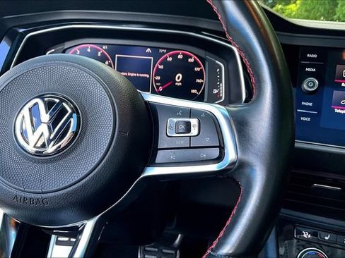 Used 2019 Volkswagen Jetta GLI Autobahn FWD image 12