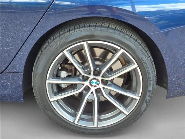 Used 2019 BMW 330i Sedan RWD image 13