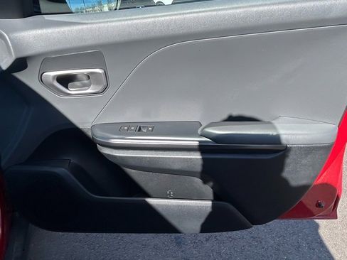 Used 2025 Kia K4 LXS image 17