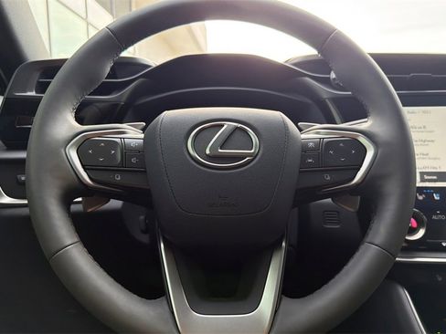 Used 2024 Lexus RZ 300e Premium image 26