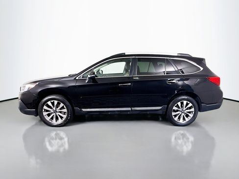 Used 2018 Subaru Outback 2.5i Touring AWD/4WD image 6