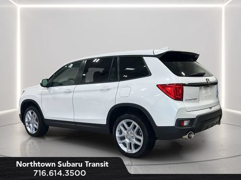 Used 2025 Honda Passport EX-L image 3