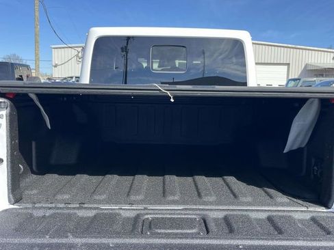 New 2026 Jeep Gladiator Mojave image 17