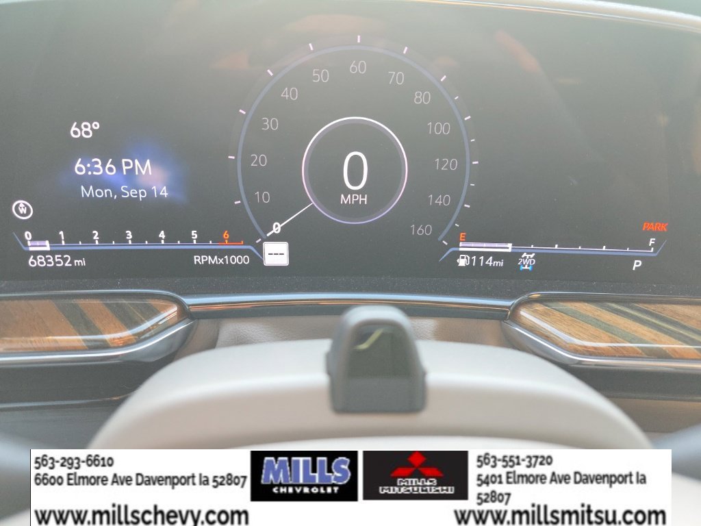 Used 2022 Cadillac Escalade ESV Sport Platinum w/ LPO, ONYX Package AWD/4WD image 10