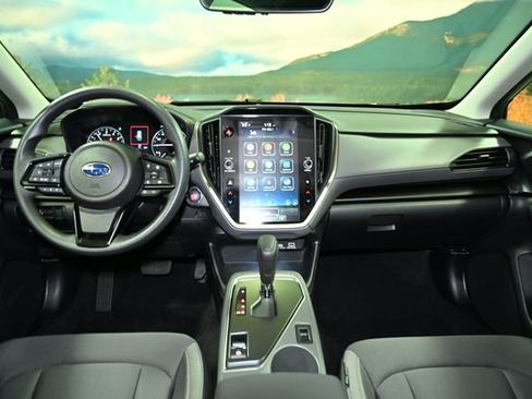 Used 2025 Subaru Crosstrek 2.0i Premium image 46