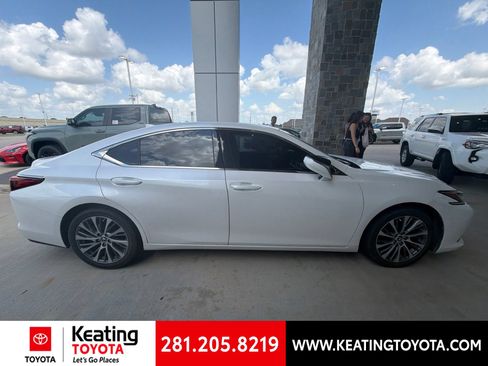 Used 2020 Lexus ES 350 w/ Premium Package FWD image 8