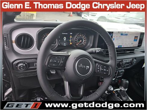 New 2025 Jeep Gladiator Willys image 11