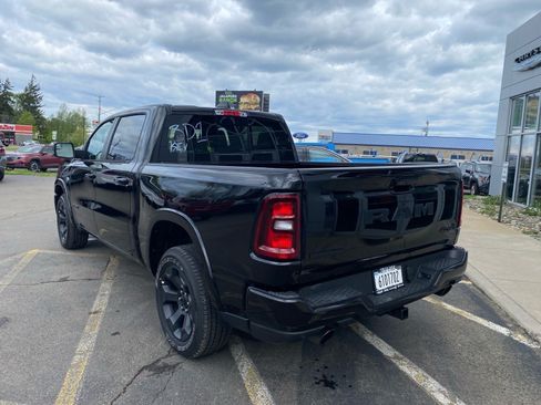 Used 2026 RAM 1500 Big Horn AWD/4WD image 3