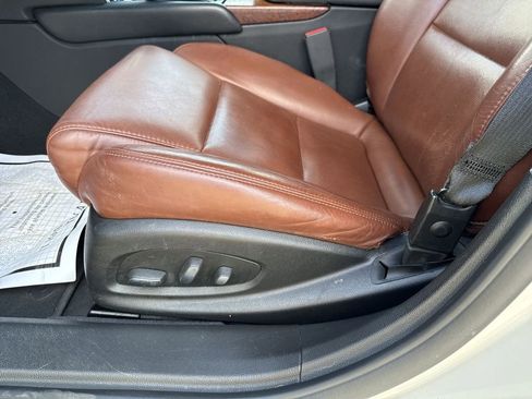 Used 2015 Cadillac XTS Luxury w/ Driver Awareness Package FWD image 22