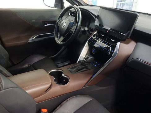 Used 2022 Toyota Venza Limited AWD/4WD image 27