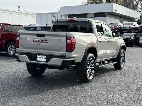 New 2026 GMC Canyon Denali image 3